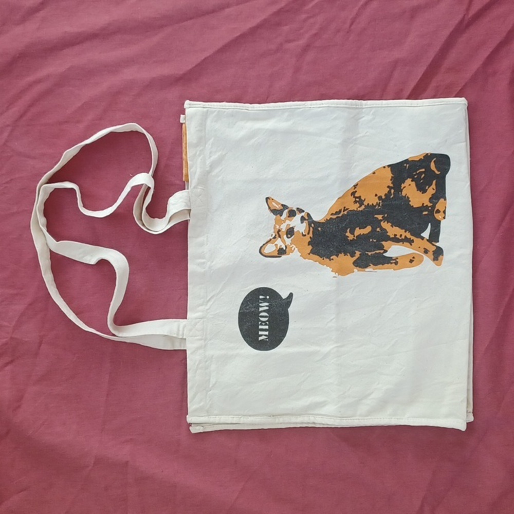 3/$25 Pet Food Express Canvas Tote Bag Cat & Dog Image, Off White Blue Orange - Picture 2 of 14